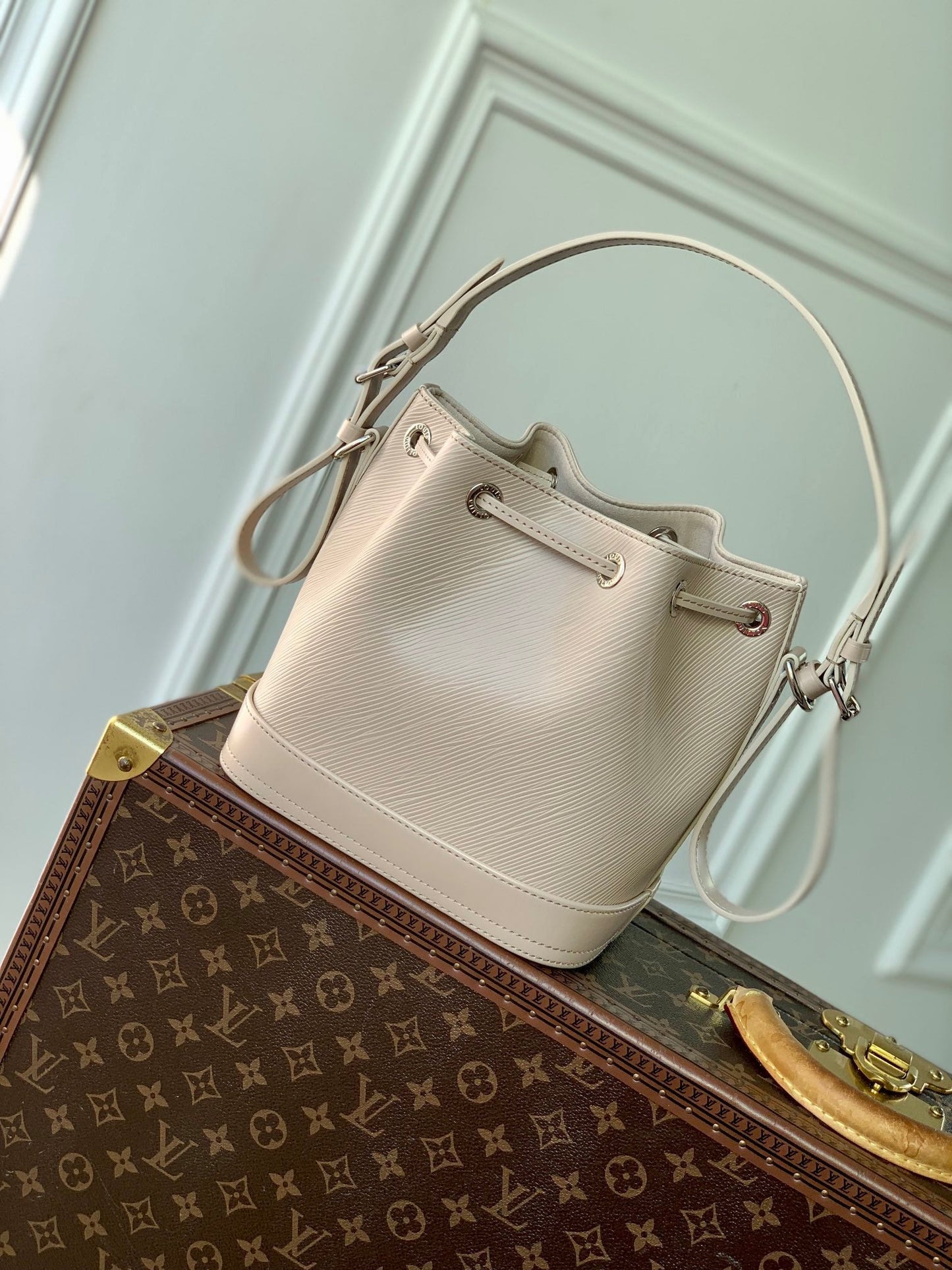 NOÉ BB 20 EN CUIR ÉPI BLANC QUARTZ