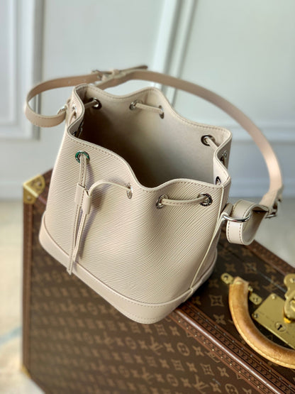 NOÉ BB 20 EN CUIR ÉPI BLANC QUARTZ