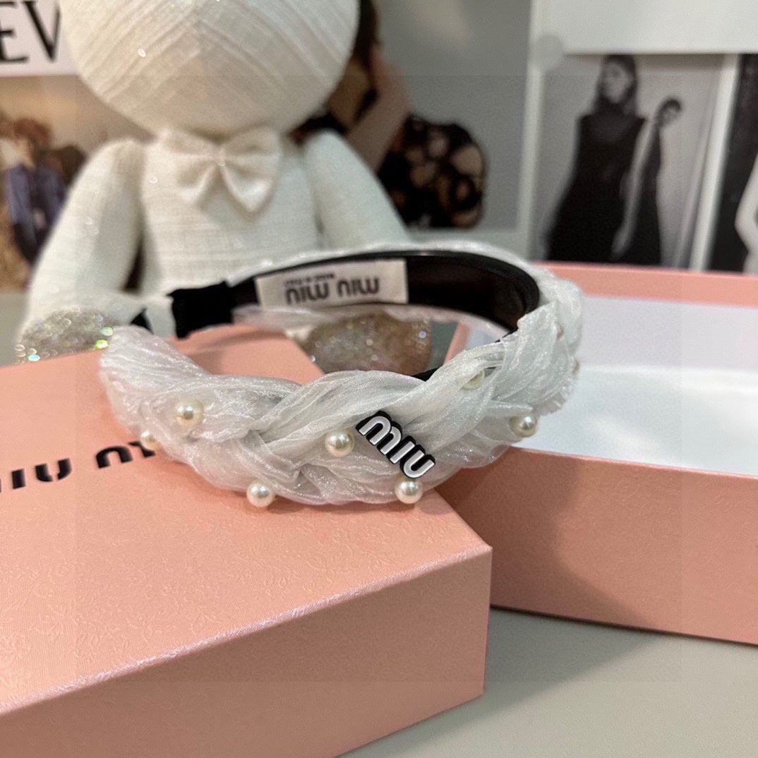 BANDEAU POUR CHEVEUX EN MOUSSELINE DE SOIE BLANCHE ORNÉ DE PERLES 395326