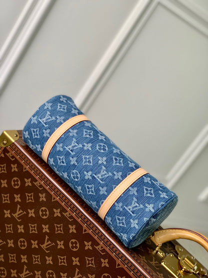 PAPILLON 27 EN DENIM MONOGRAMME BLEU, QUINCAILLERIE DORÉ
