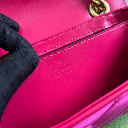 SAC GG MARMONT MINI 22 EN VELOURS ROSE VIF