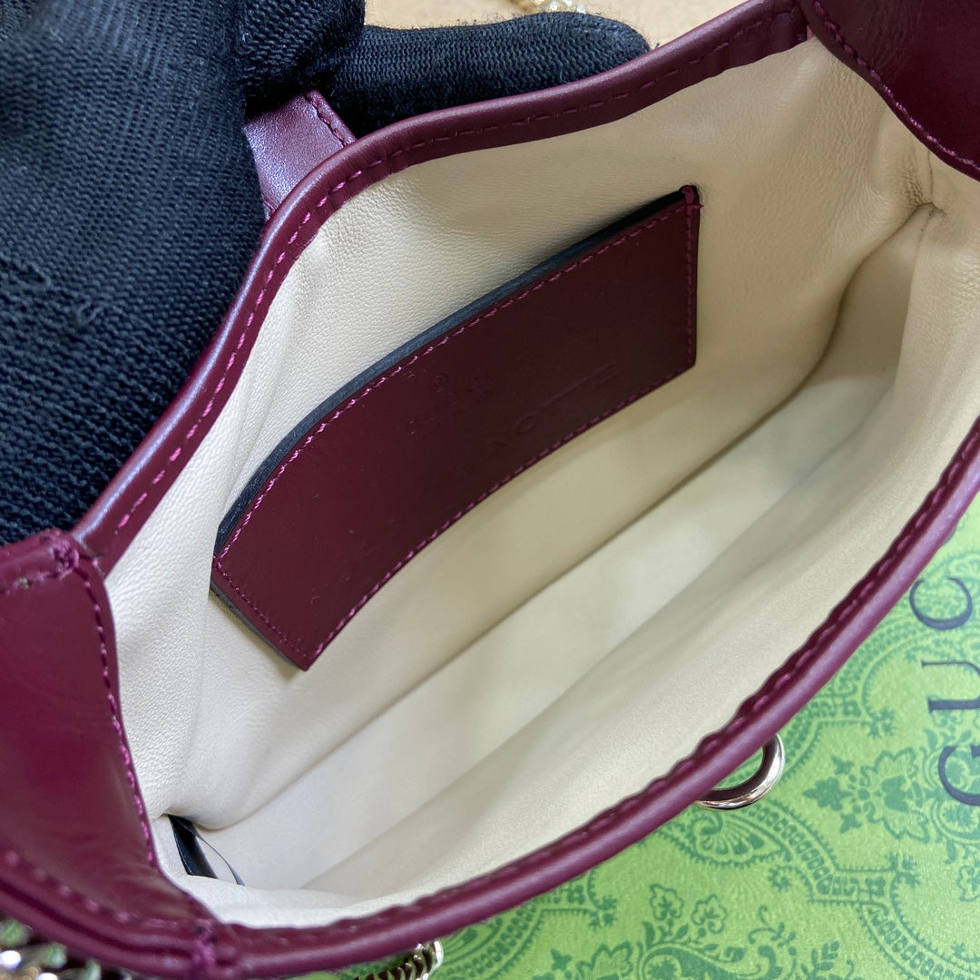 MINI SAC JACKIE NOTTE 19 EN CUIR DE VEAU ROUGE BORDEAUX, QUINCAILLERIE DORÉ