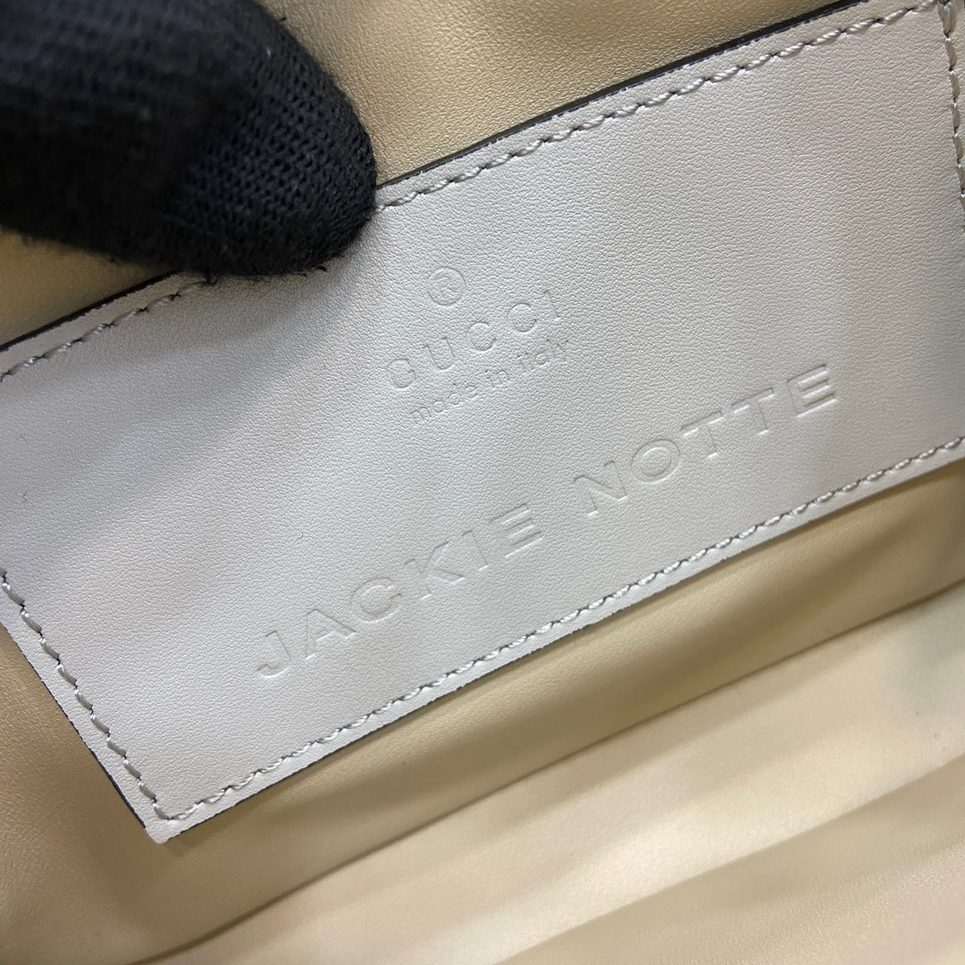 ジャッキー・ノッテ ミニバッグ 19インチ ホワイトカーフスキン ゴールド金具