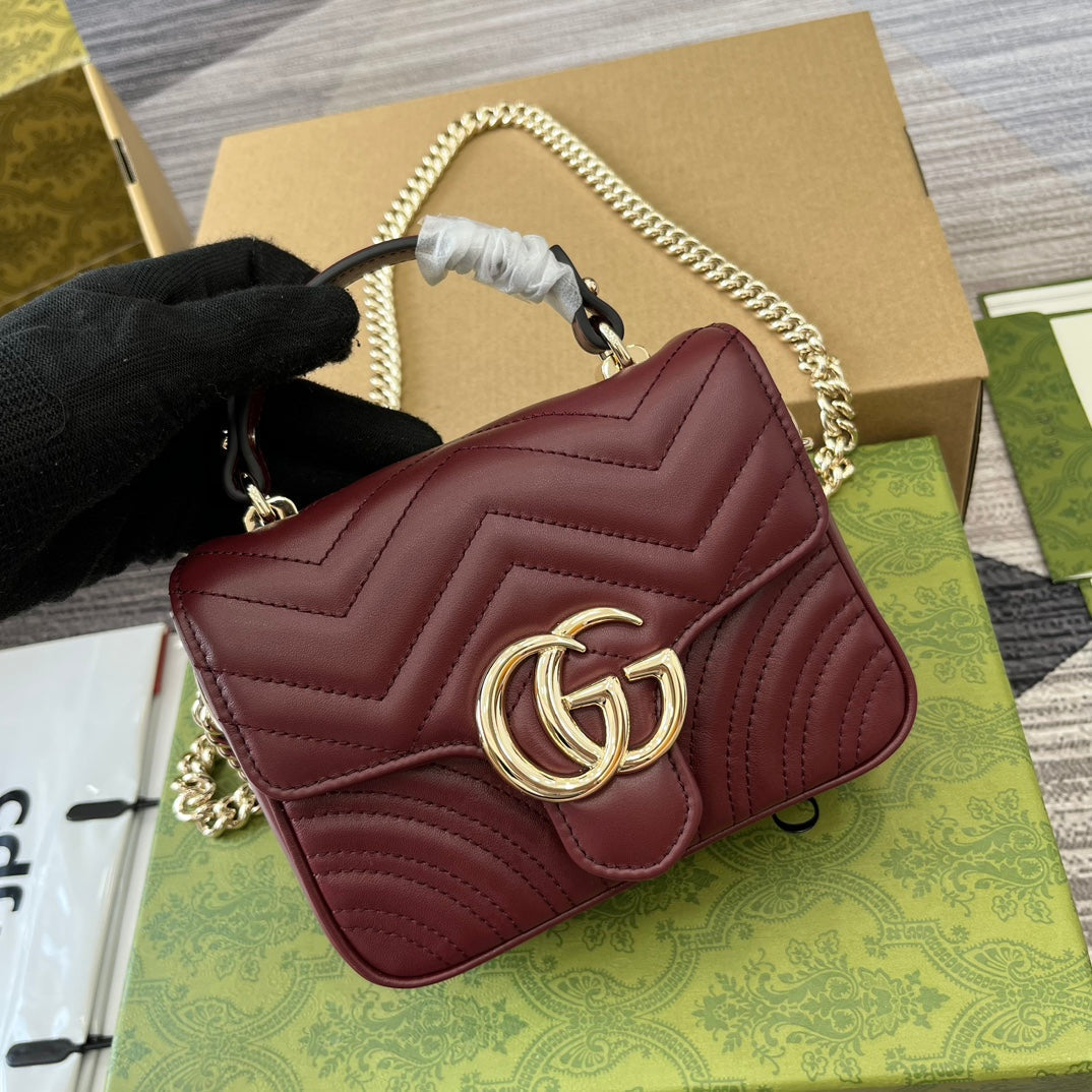 Mini sac à main GG Marmont 13 en cuir de veau rouge Rosso Ancora