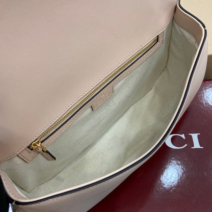 SAC À BANDOULIÈRE MOYEN BLONDIE 32 EN CUIR DE VEAU BEIGE, QUINCAILLERIE DORÉ