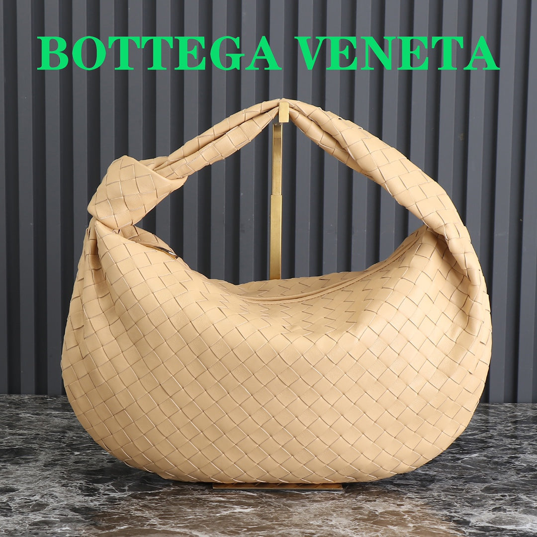 petit jodie 48 en cuir d'agneau beige 