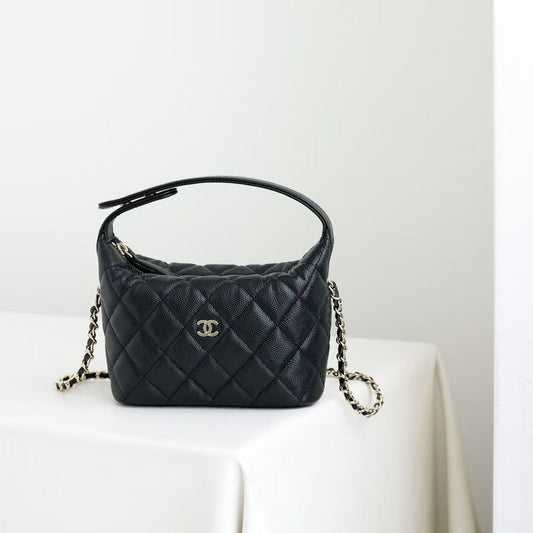 Sac Hobo CC 25C en cuir de veau caviar noir, accessoires argentés 243623