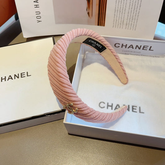 BANDEAU EN TISSU ROSE CLAIR AVEC LOGO DORÉ 414436