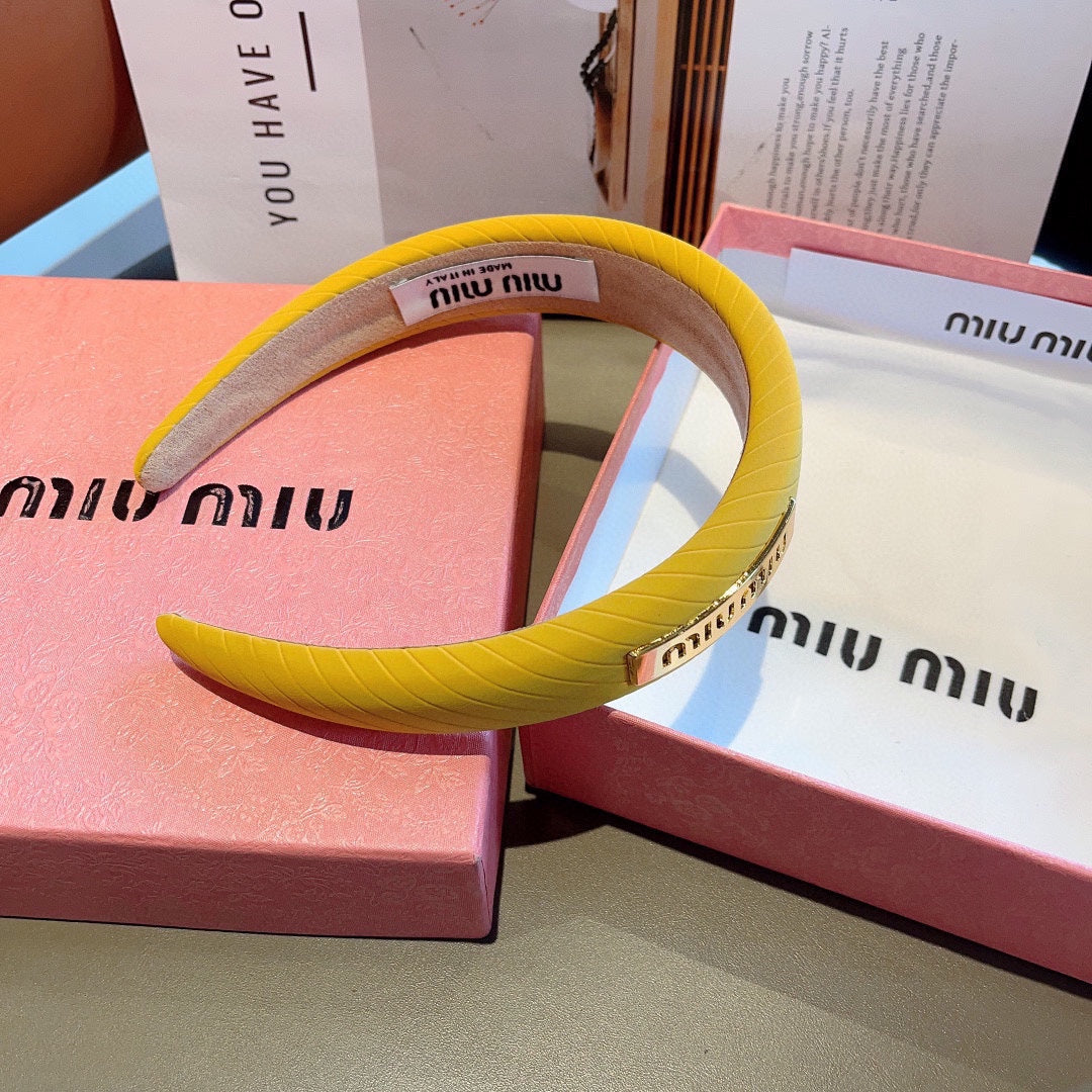 BANDEAU ÉPAIS EN CUIR DIAGONAL JAUNE 425478
