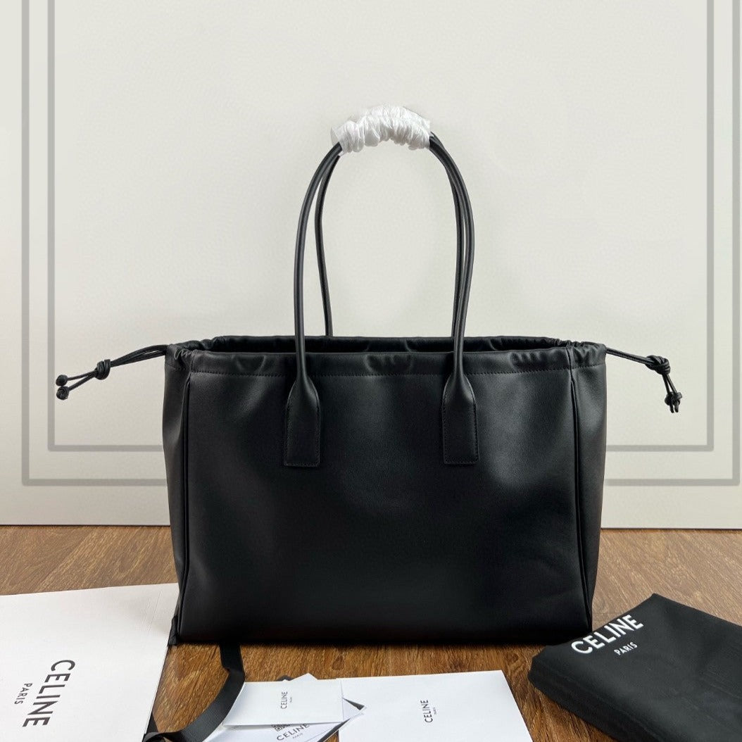 CUIR TRIOMPHE 44 ブラック カーフスキン