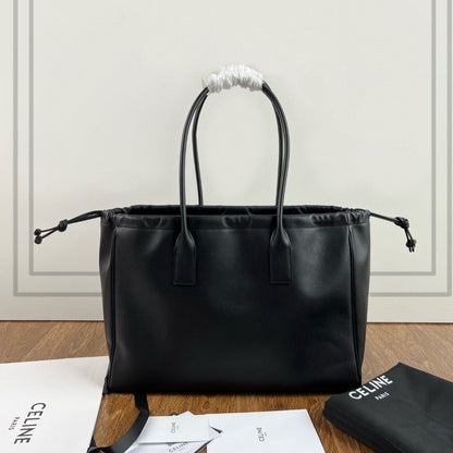 CUIR TRIOMPHE 44 ブラック カーフスキン