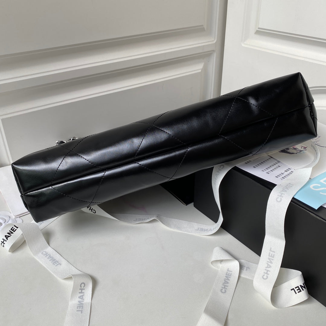 24C CC ホーボー 22 バッグ 45cm ブラック ラムスキン