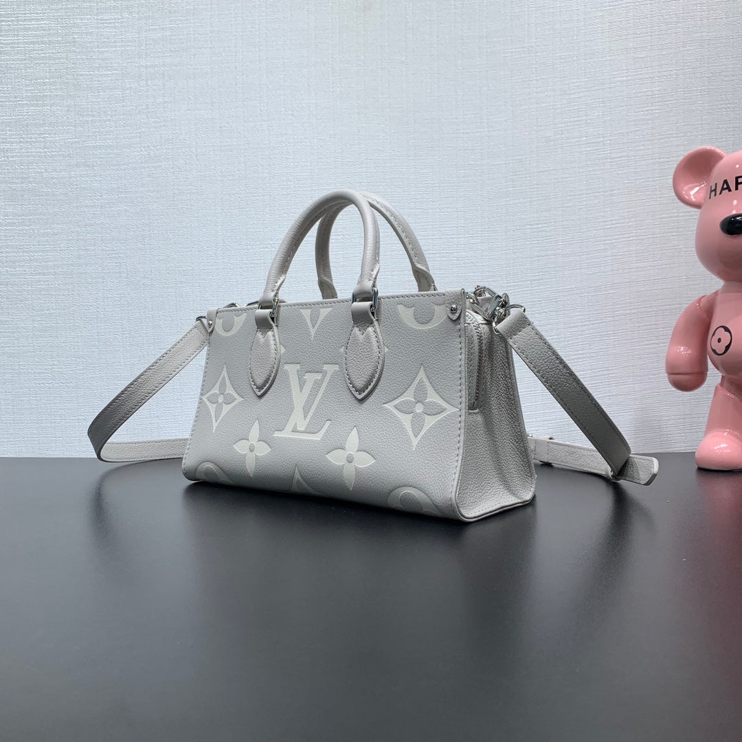 LV オンザゴー イーストウエスト グレー モノグラム アンプラント レザー 205497