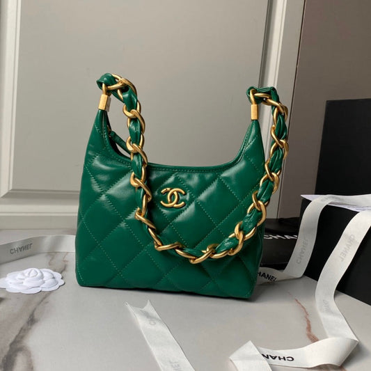 Sac hobo 24a 23 cm en cuir de veau vert avec accessoires dorés