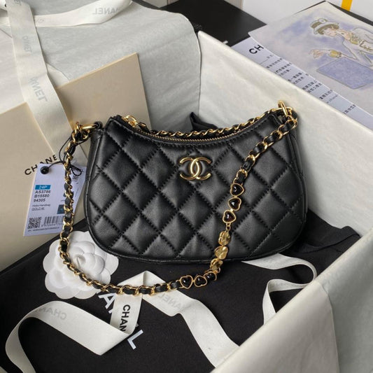 Sac hobo 24p cc 20 cm en cuir d'agneau noir et accessoires dorés