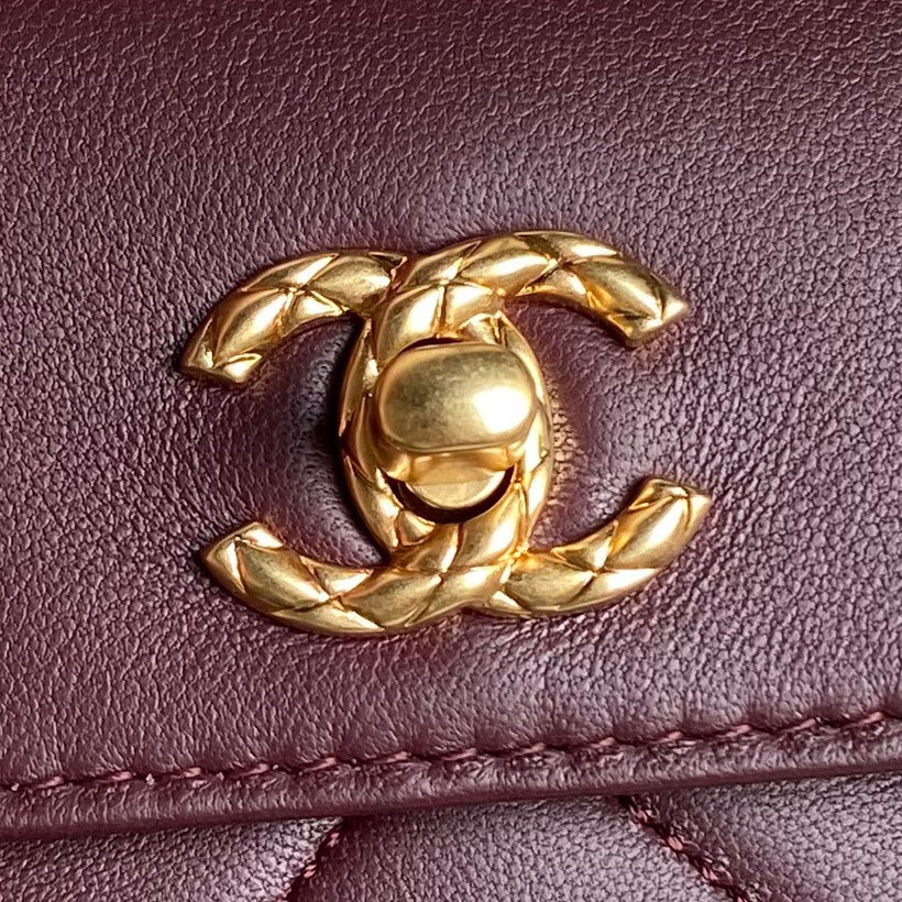 Pochette CC 24b 25 cm en cuir d'agneau bordeaux