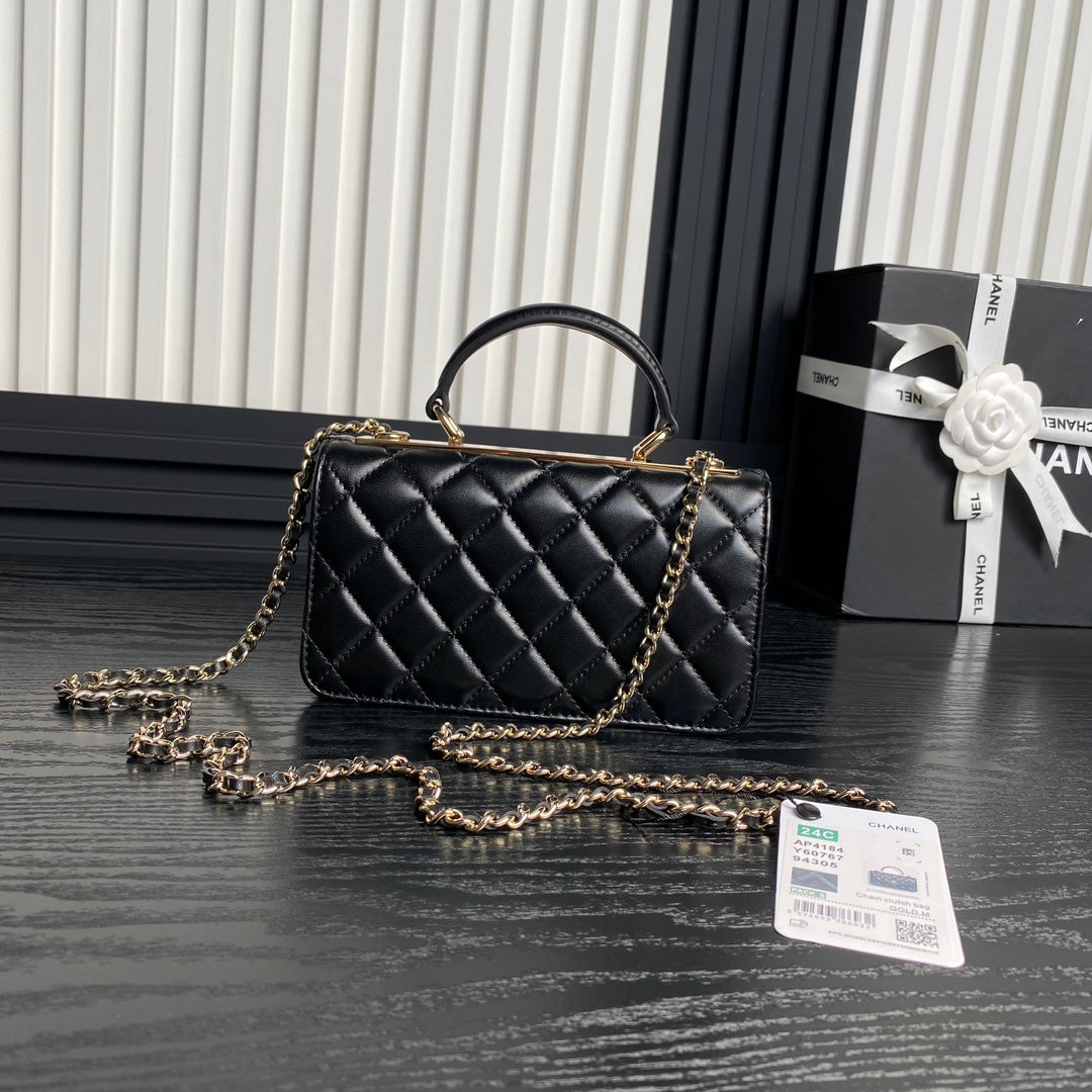 Sac tendance CC 24B 18,5 cm en cuir d'agneau noir et accessoires dorés