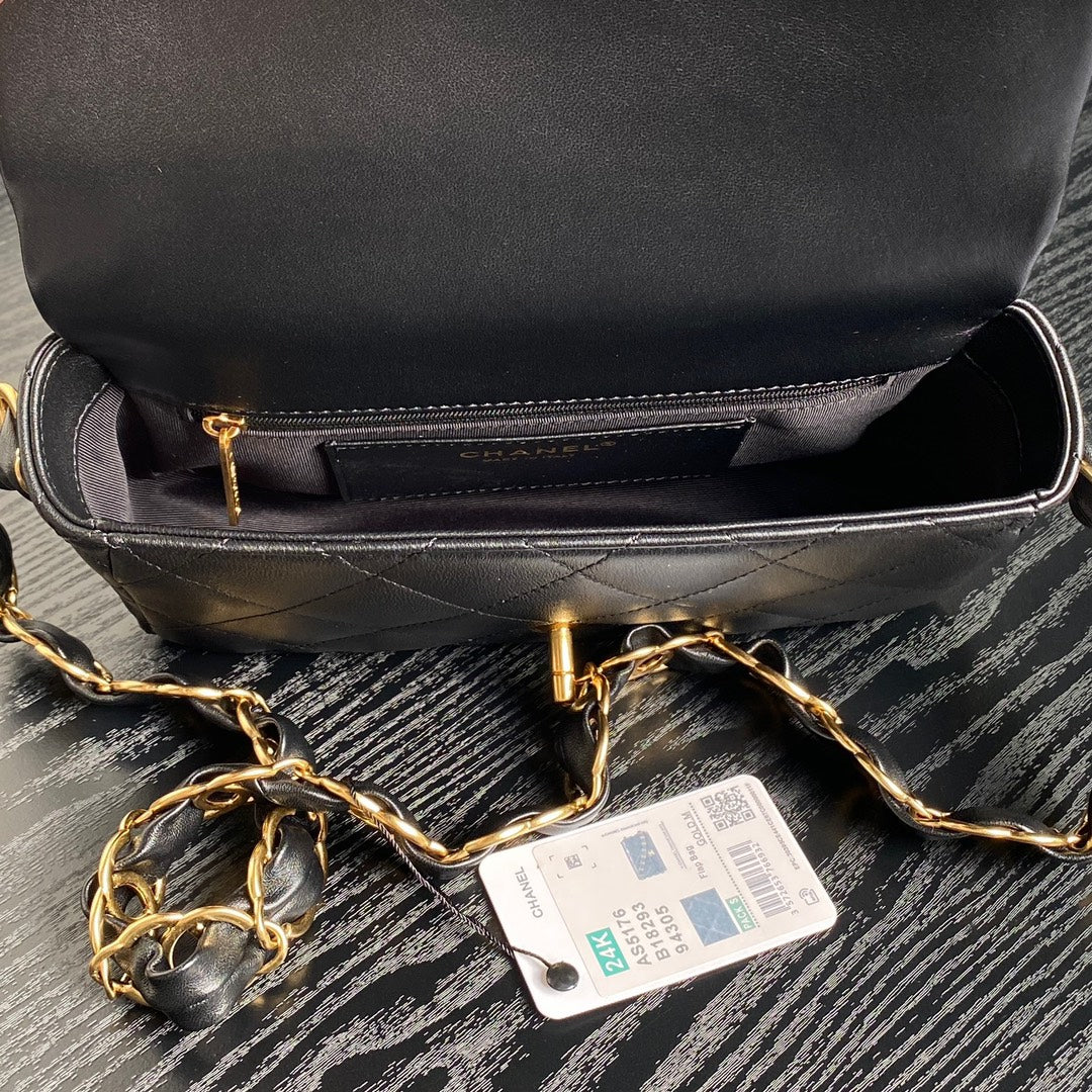 CC 24K ミニフラップバッグ 21cm ブラック ラムスキン ゴールド金具