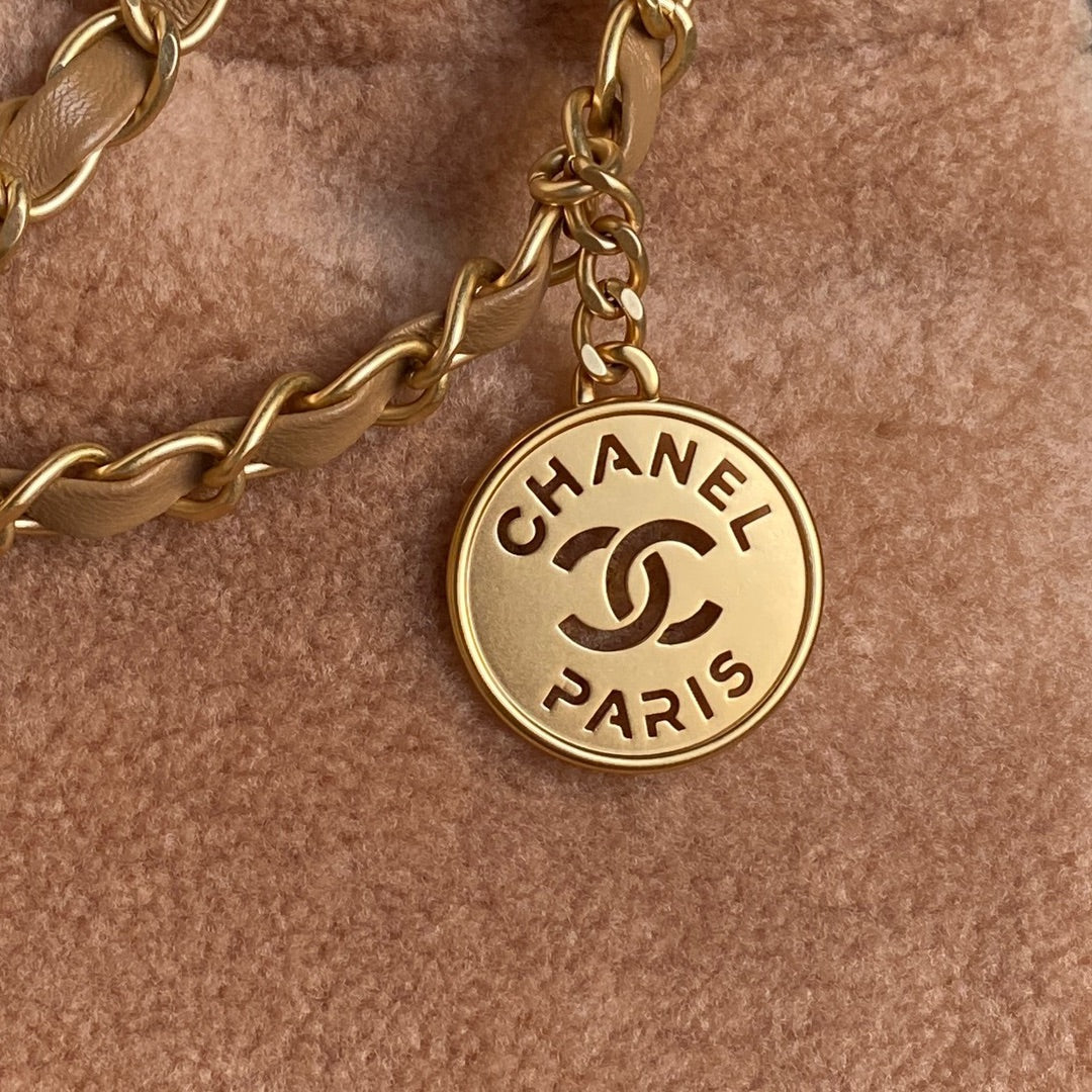Sac Hobo CC 24K 22 39 cm en laine marron et fourrure 