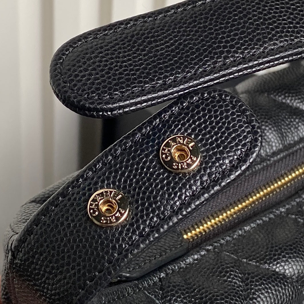 Sac Hobo CC 25C 21,5 cm, poignée supérieure, cuir de veau grainé noir