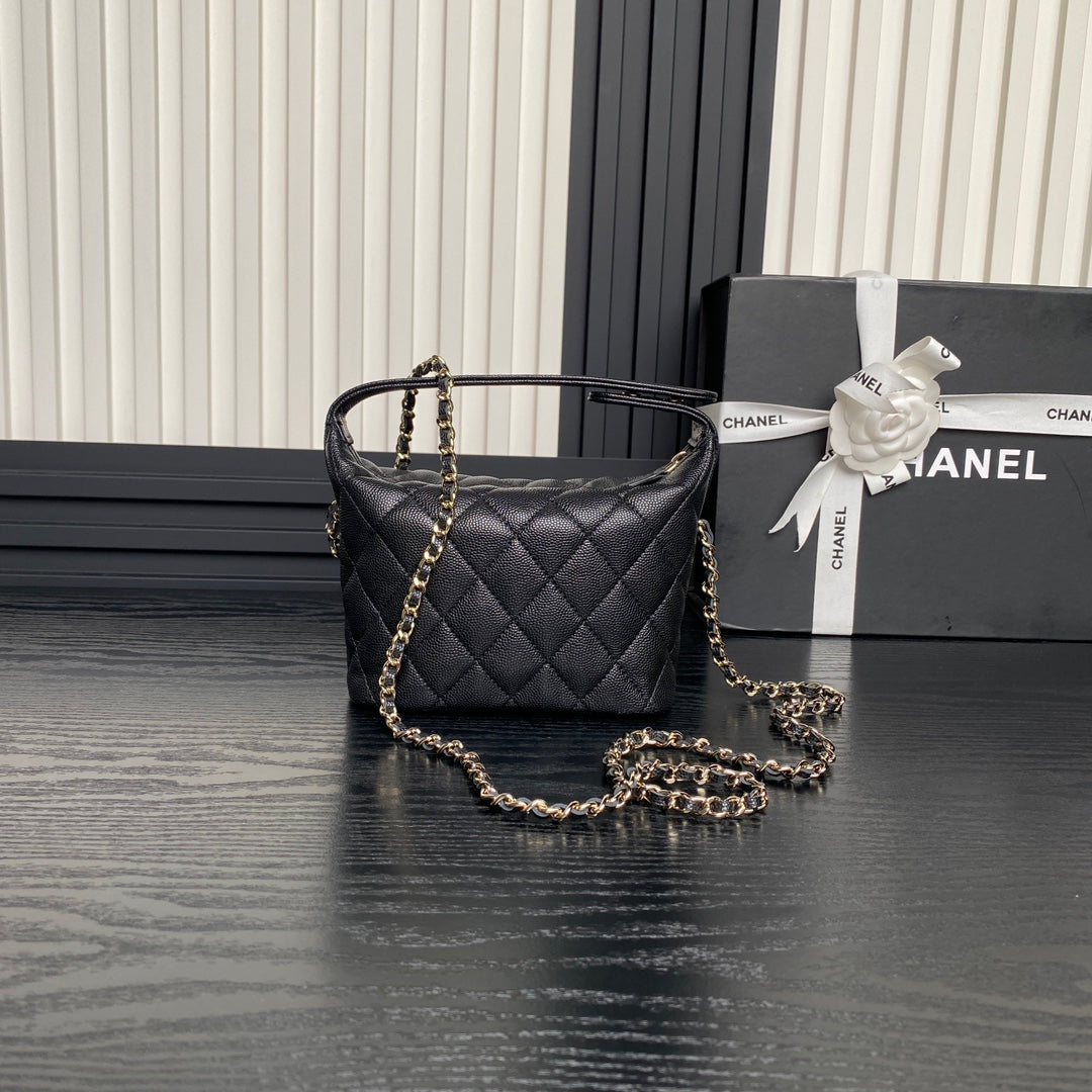 Sac Hobo CC 25C 21,5 cm, poignée supérieure, cuir de veau grainé noir