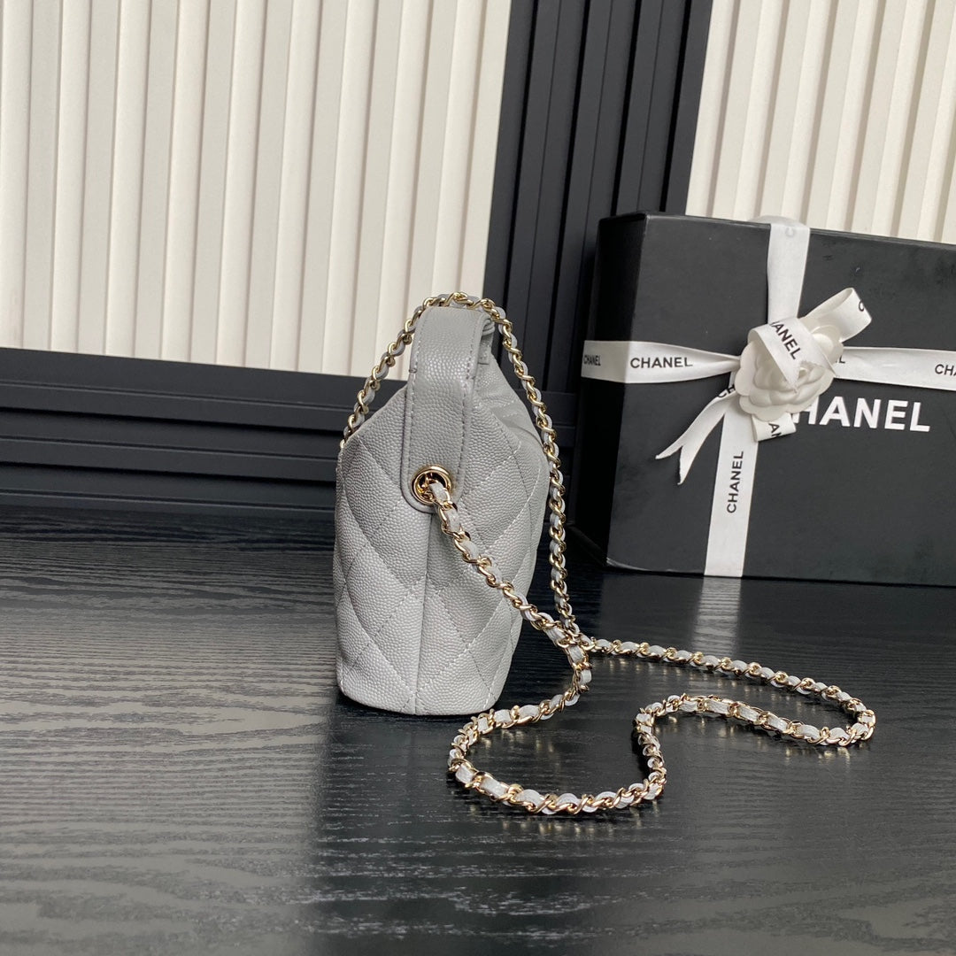 Sac Hobo CC 25C 21,5 cm, poignée supérieure, cuir de veau grainé gris