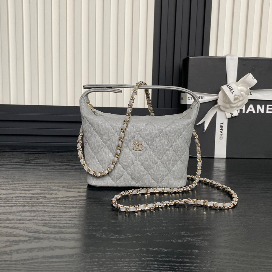 Sac Hobo CC 25C 21,5 cm, poignée supérieure, cuir de veau grainé gris