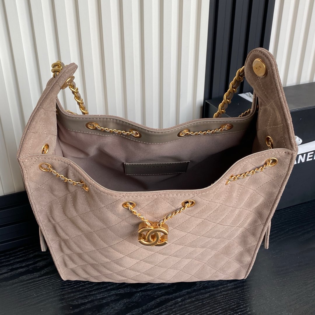 Sac Hobo CC 25C 40 cm en daim marron rosé