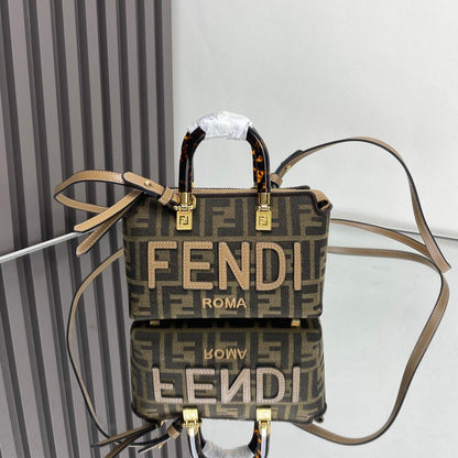 BY THE WAY MINI 18 EN TISSU JACQUARD SOJA ET GARNITURES EN CUIR DE VEAU MARRON