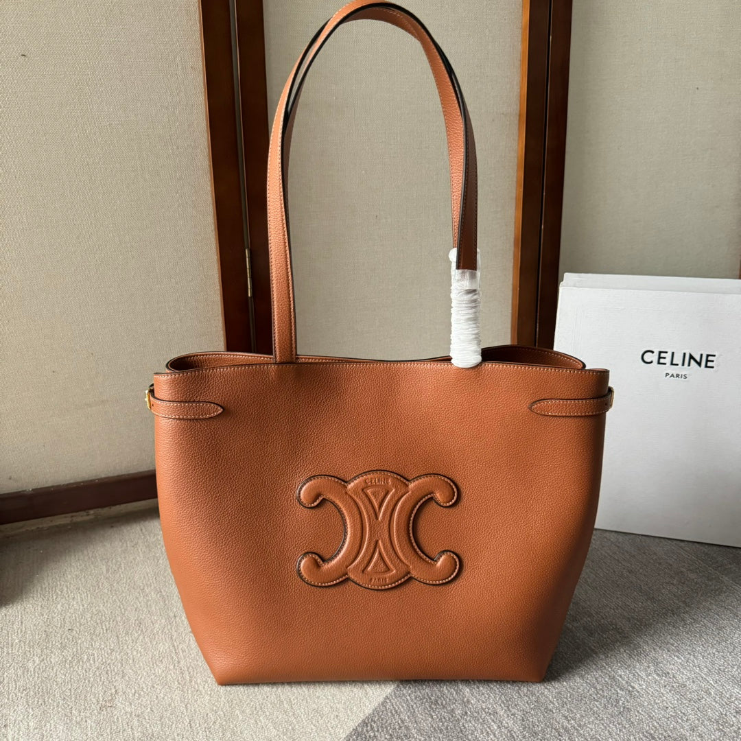 CABAS ANAÏS MOYEN CUIR TRIOMPHE 54 EN CUIR DE VEAU GRAINÉ BRONZE