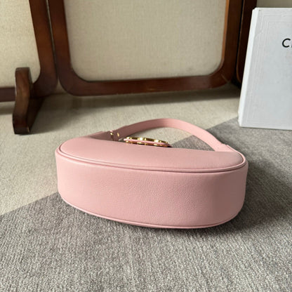 SAC AVA TRIOMPHE MOYEN 23 EN CUIR DE VEAU LISSE ROSE CLAIR, QUINCAILLERIE DORÉE