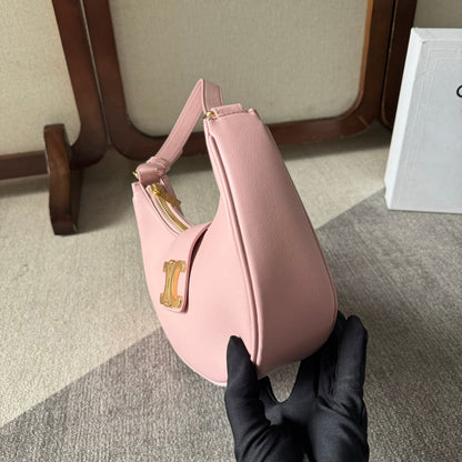 SAC AVA TRIOMPHE MOYEN 23 EN CUIR DE VEAU LISSE ROSE CLAIR, QUINCAILLERIE DORÉE