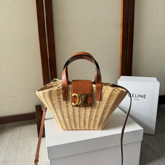 TEEN COUFFIN 32 EN BEIGE WINKER ET GARNITURES EN CUIR DE VEAU MARRON