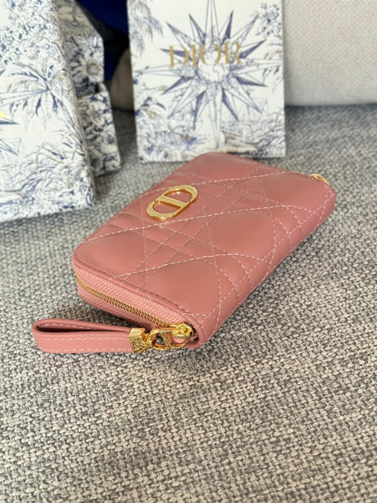 CDロゴ カロ 11cm コンパクトウォレット ダークピンク カーフスキン