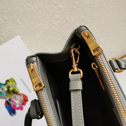 PRA GALLERIA 28 バッグ ダークグレー サフィアーノ レザー