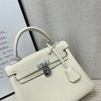 HM ケリー 25cm クリーム トゴレザー シルバー金具