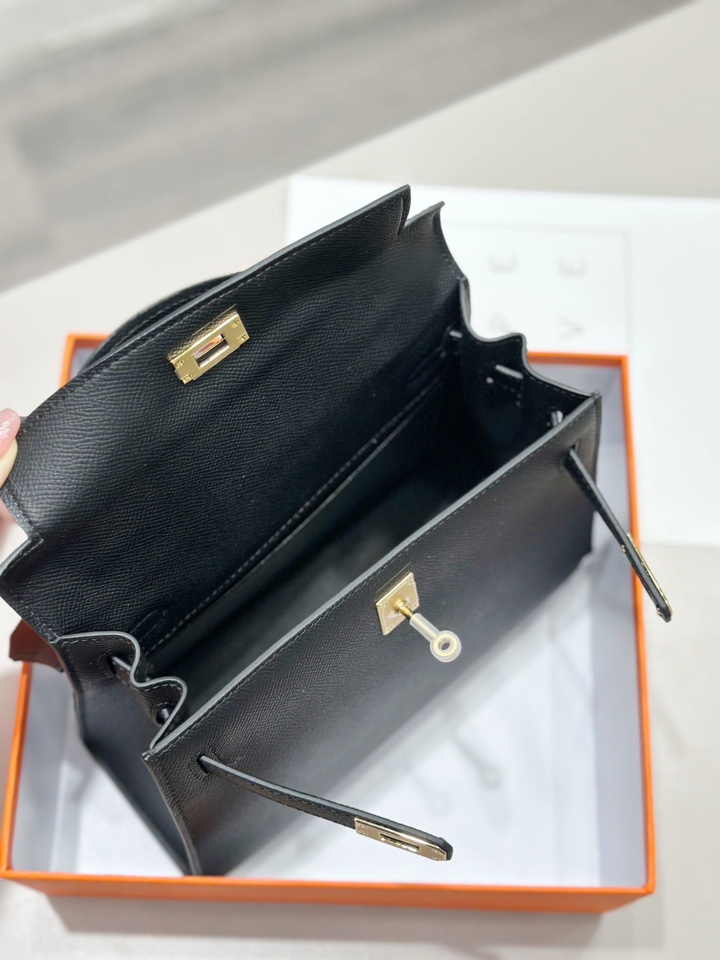 HM ケリー 25cm ブラック エプソムレザー ゴールド金具
