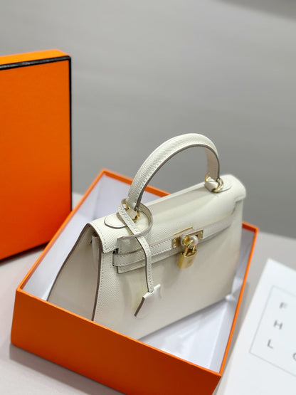 HM ケリー 25cm クリームエプソムレザー ゴールド金具