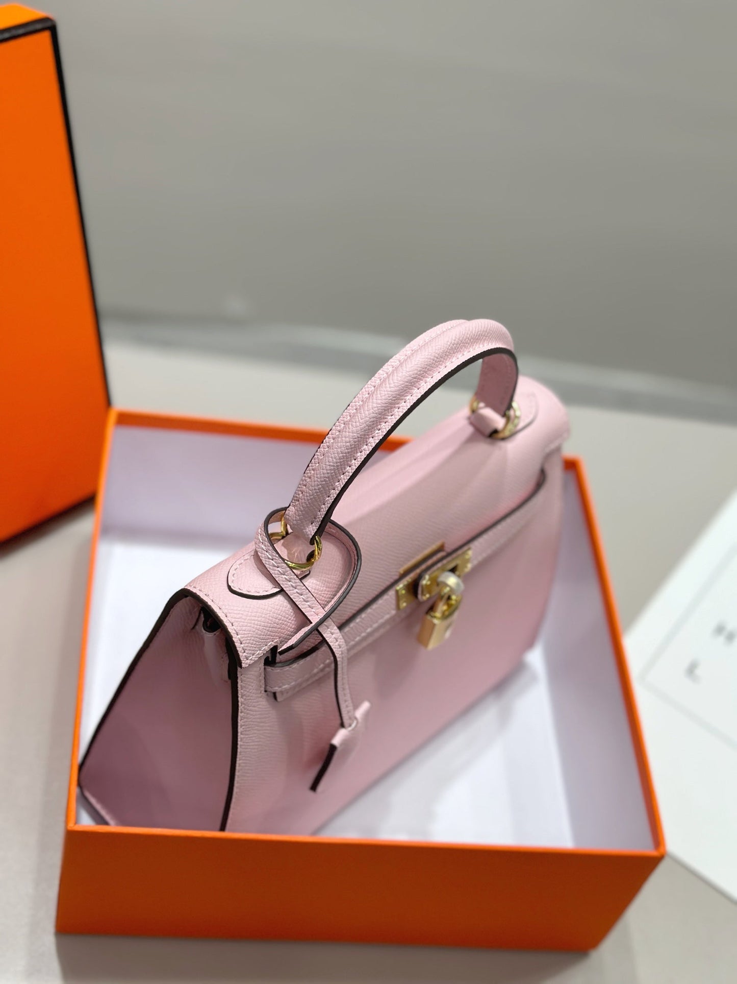 HM ケリー 25cm ライトピンク エプソムレザー ゴールド金具