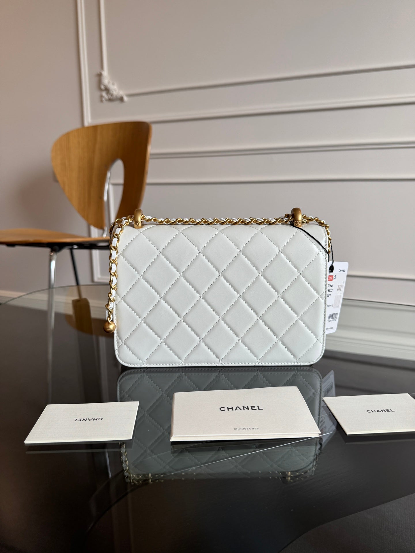 Mini rabat 22 cm en cuir d'agneau blanc avec ferrures dorées