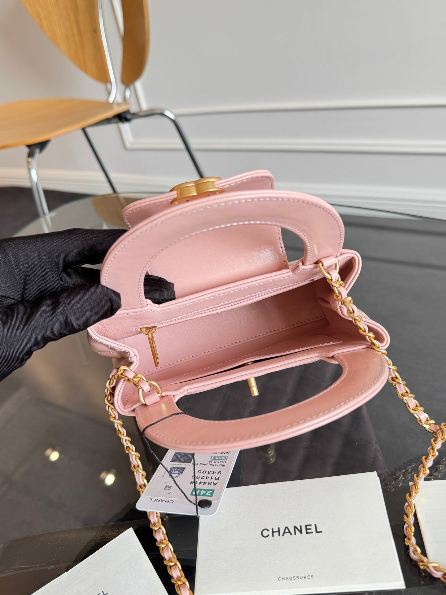 SAC CABAS KELLY 19 EN CUIR DE VEAU ROSE CLAIR, QUINCAILLERIE DORÉE 