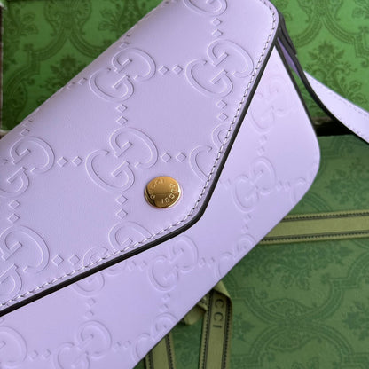 SUPER MINI SAC BANDOULIÈRE 21 EN CUIR DE VEAU GAUFRÉ VIOLET CLAIR
