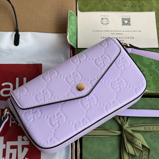 SUPER MINI SAC BANDOULIÈRE 21 EN CUIR DE VEAU GAUFRÉ VIOLET CLAIR