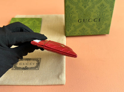 PORTE-CARTES MATELASSÉ MARMONT 10 EN CUIR DE VEAU ROUGE