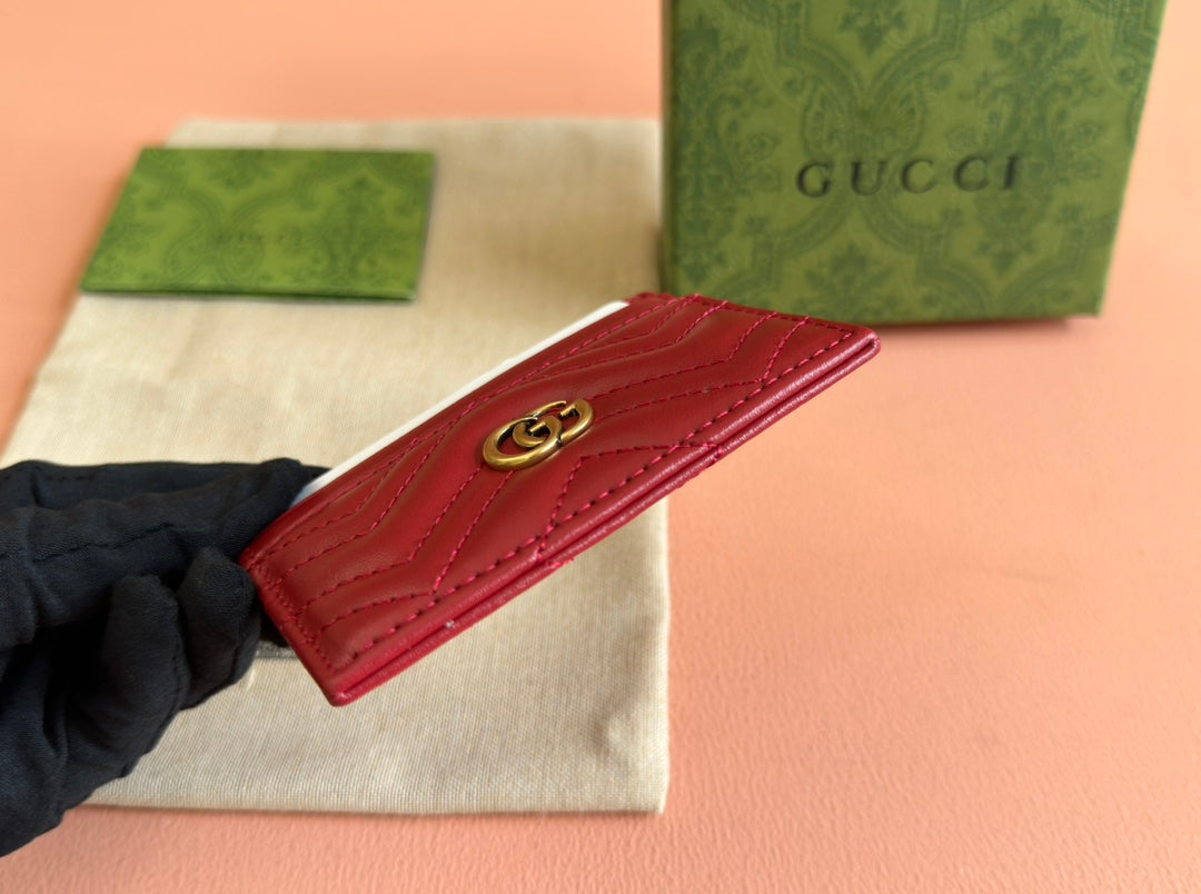 PORTE-CARTES MATELASSÉ MARMONT 10 EN CUIR DE VEAU ROUGE