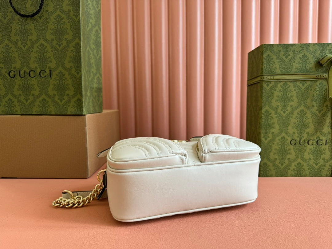 Petit sac bandoulière Marmont 24 pouces en cuir de veau blanc et métal doré