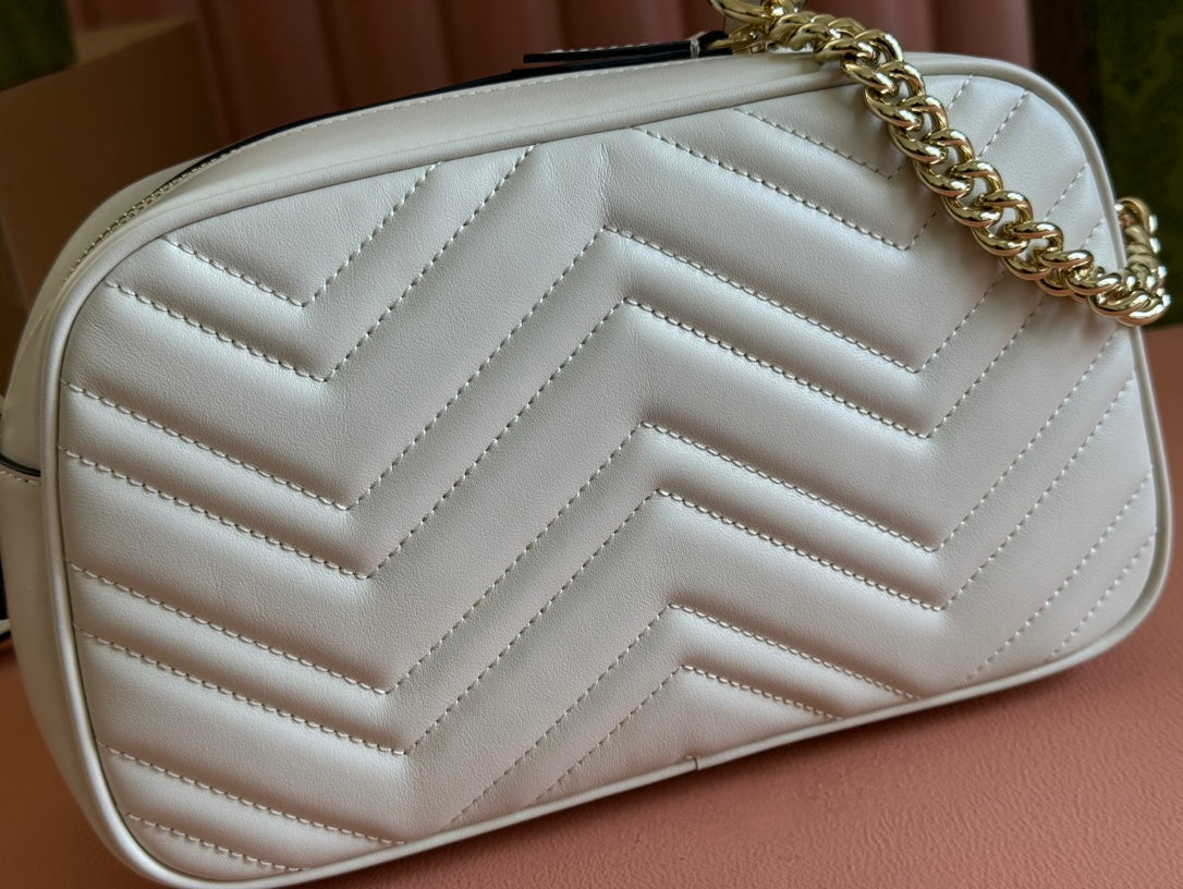 Petit sac bandoulière Marmont 24 pouces en cuir de veau blanc et métal doré