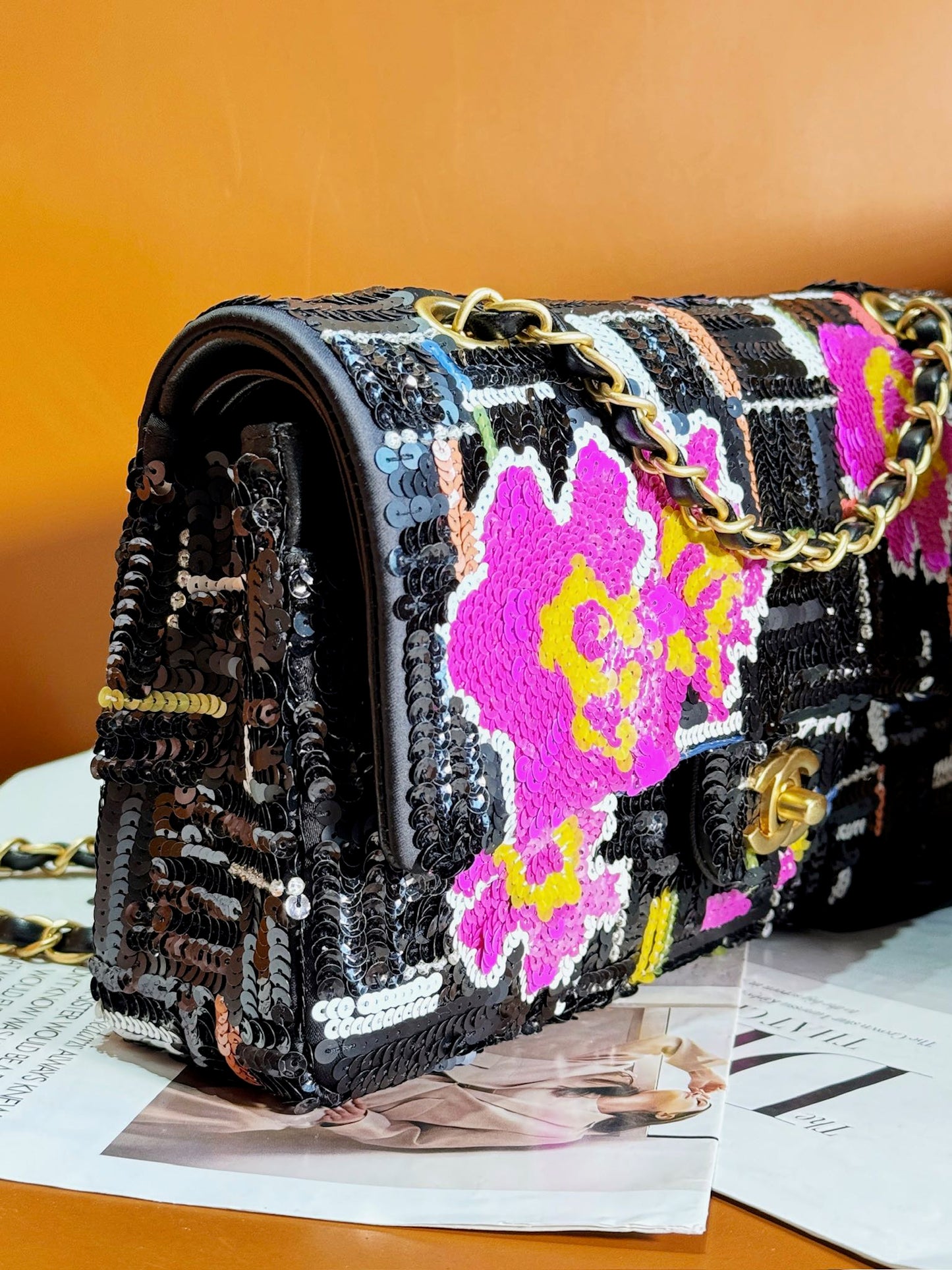 Sac à rabat 24S 25,5 cm Noir Blanc Violet Sequins