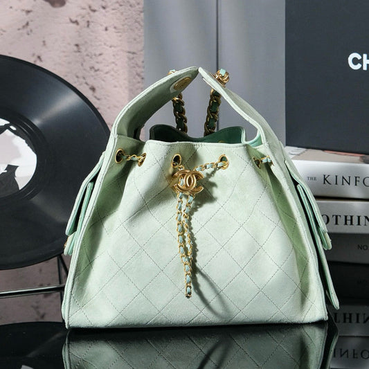 Sac Hobo CC 25C 30 cm en daim vert clair