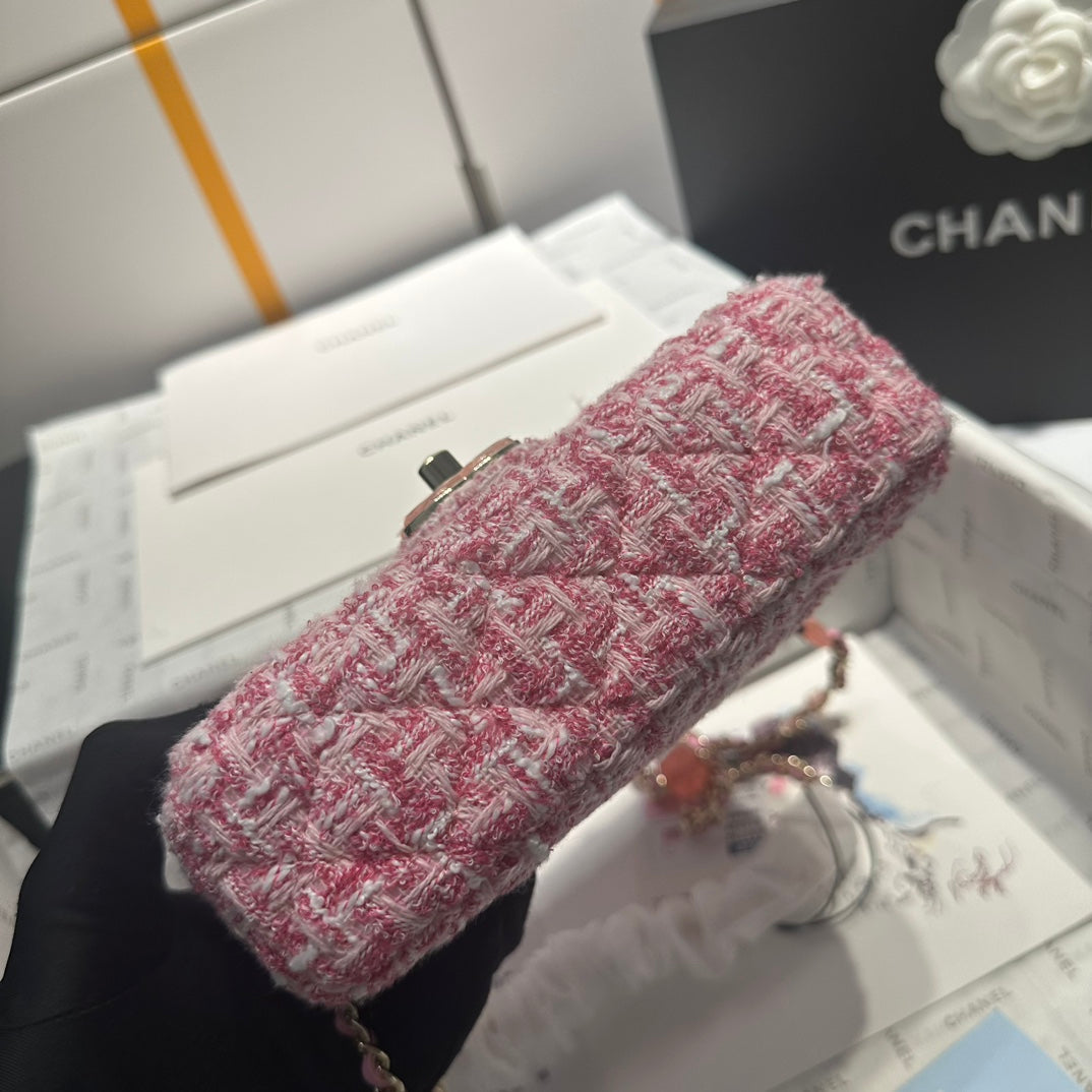 Sac à rabat 23P en tweed rose et blanc, accessoires argentés 